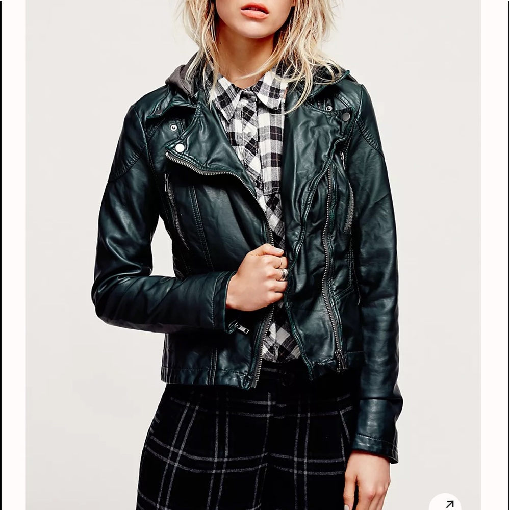 FREE PEOPLE NEW BLACK VEGAN LEATHER MOTO HOODED JACKET  SIZE 2